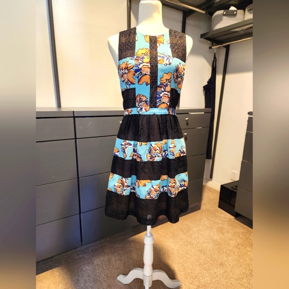 BCBG Max Azria midi dress Size 8